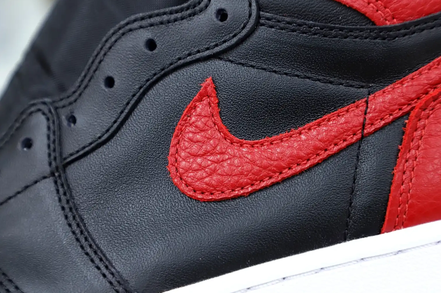 OG JORDAN 1 HIGH 'BRED' AIR Kimikick RETRO 0720